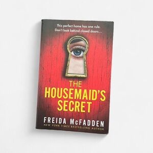 The Housemaid's Secret by Freida McFadden